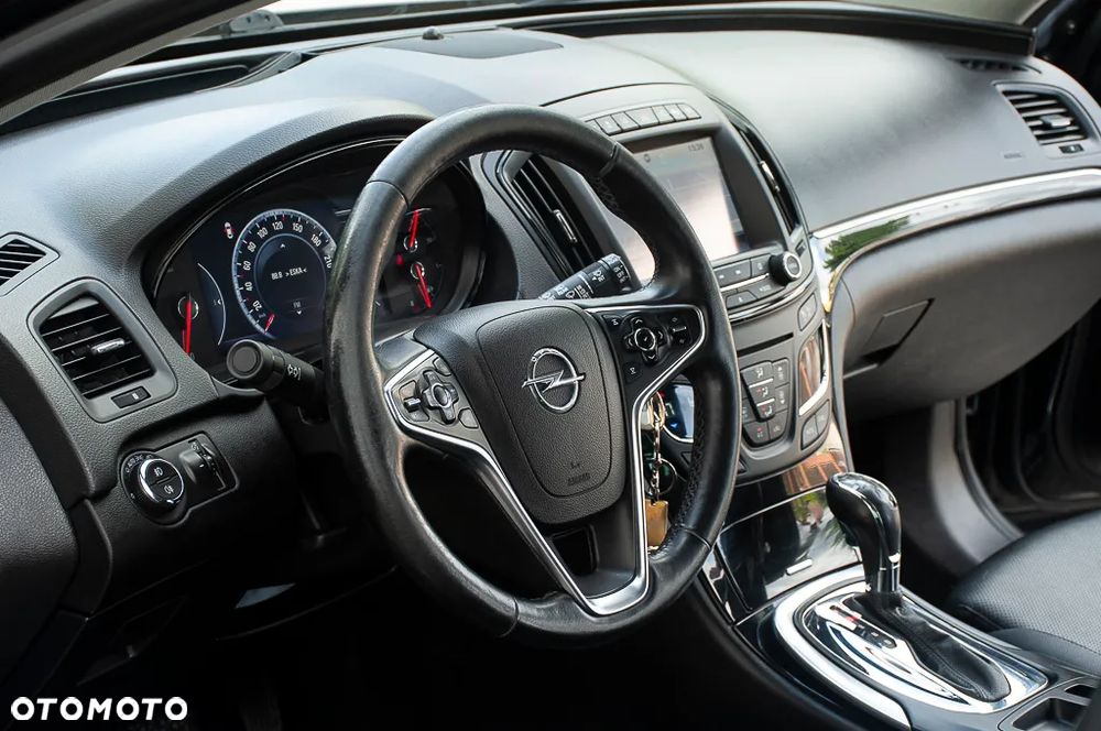 Opel Insignia 2.0 T Cosmo 4x4 EU6 - 13