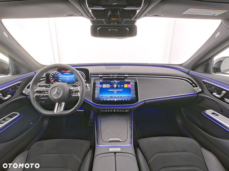 Mercedes-Benz Klasa E 300e 4Matic 9G-TRONIC Edition AMG Line - 6