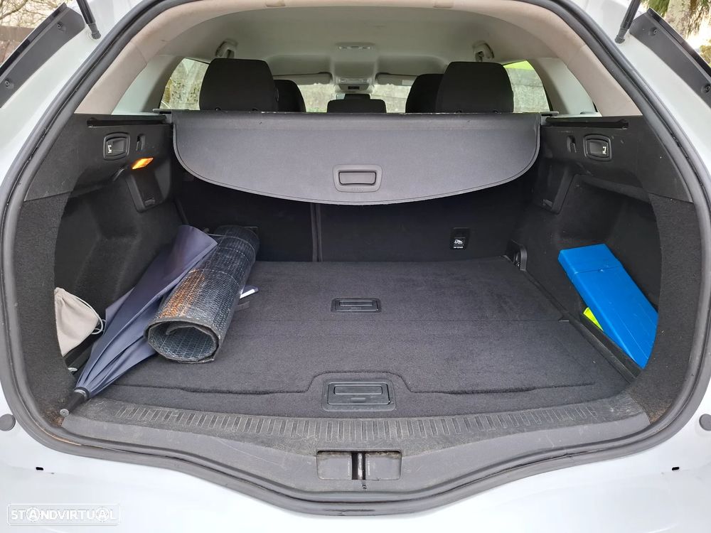 Renault Mégane Sport Tourer ENERGY dCi 110 GT LINE - 16