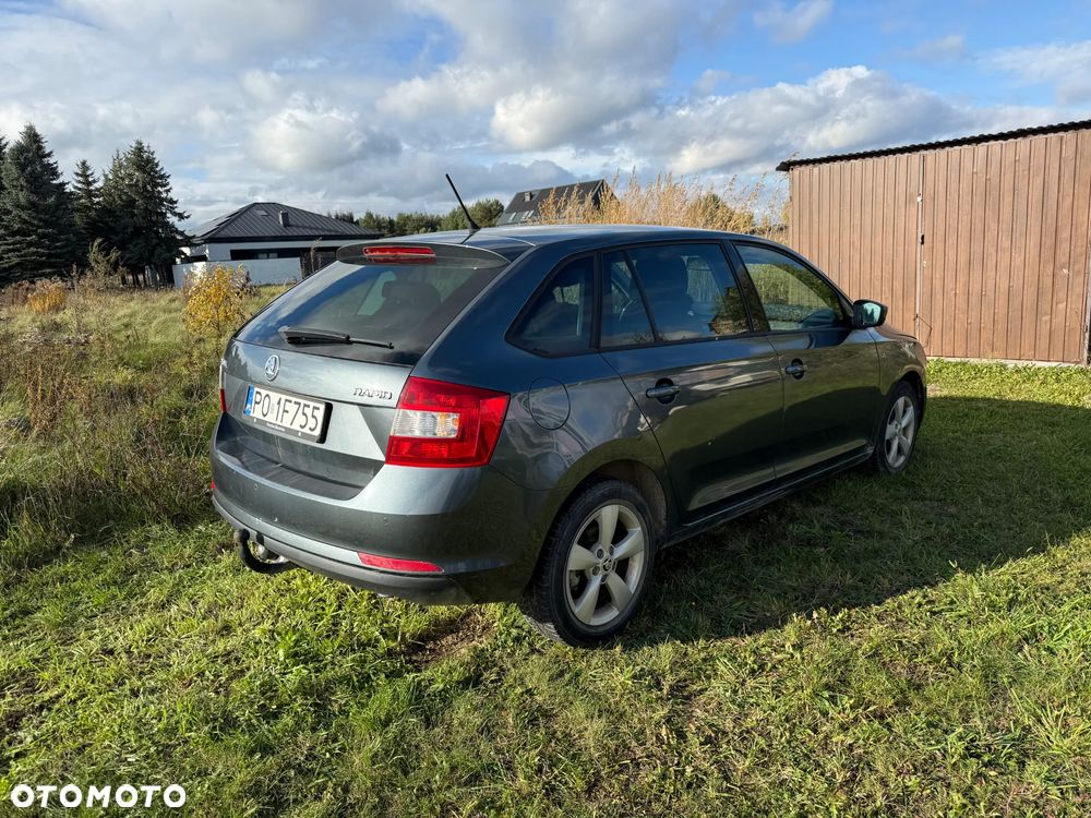 Skoda RAPID Spb 1.2 TSI Ambition - 2