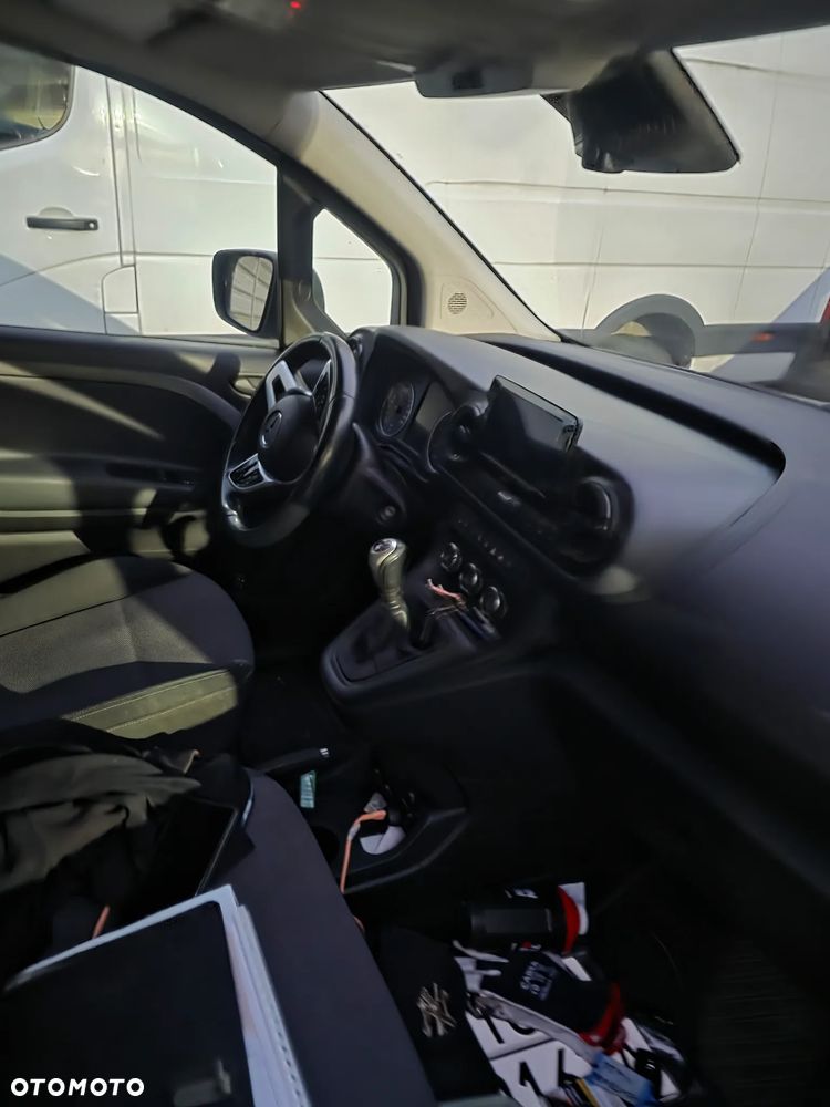 Mercedes-Benz Citan - 13