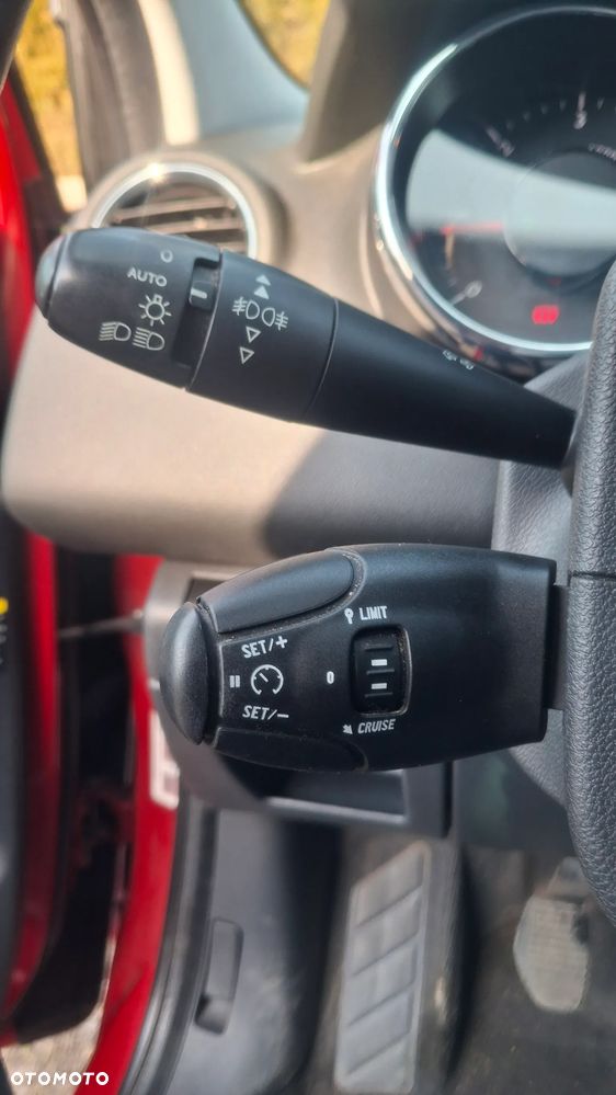 Peugeot 3008 1.6 HDi Premium - 18