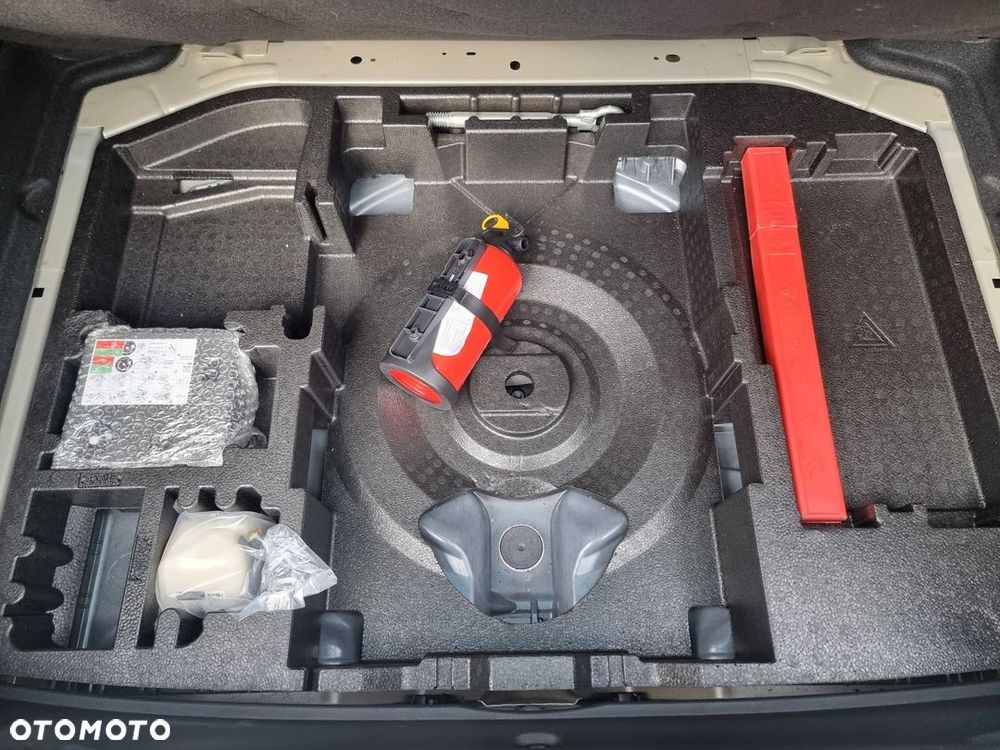 Peugeot 308 1.2 PureTech Active Pack S&S - 24