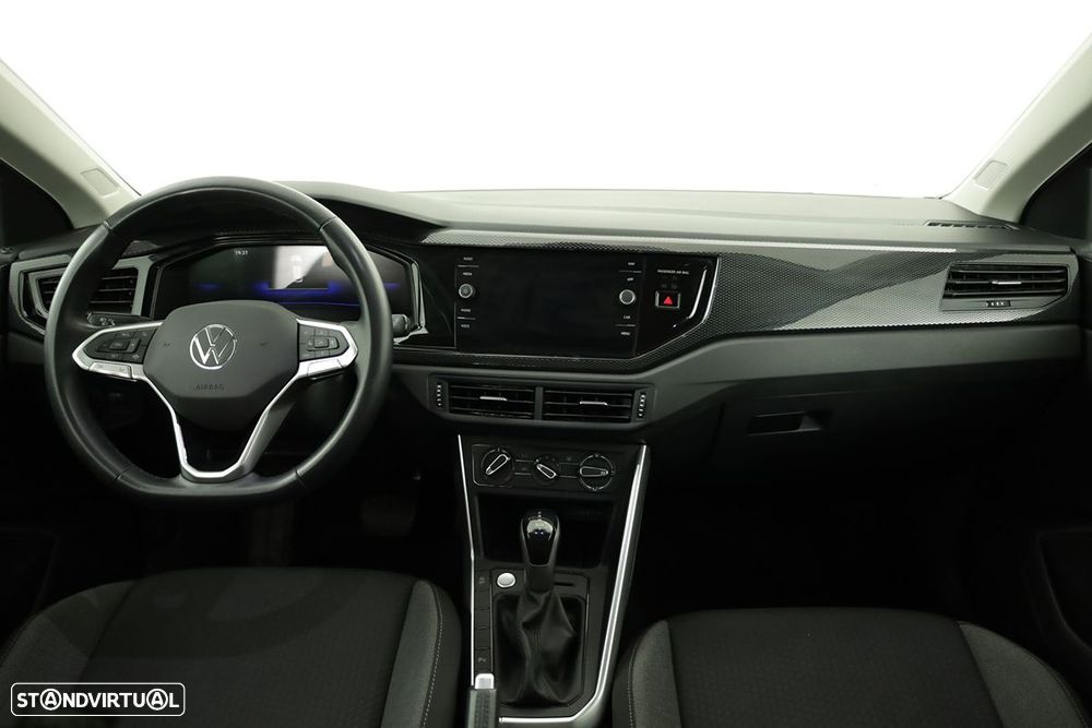 VW Taigo 1.0 TSI Urban DSG - 8