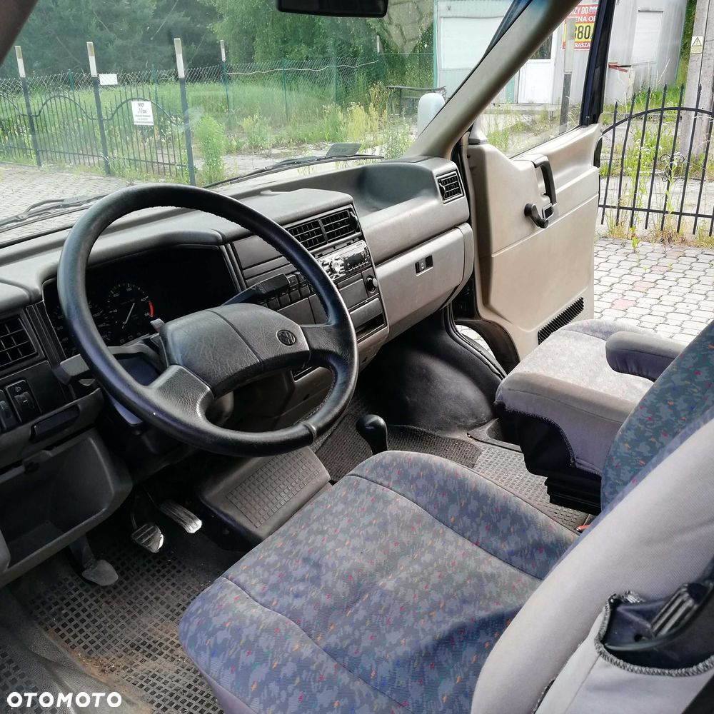 Volkswagen Transporter - 5