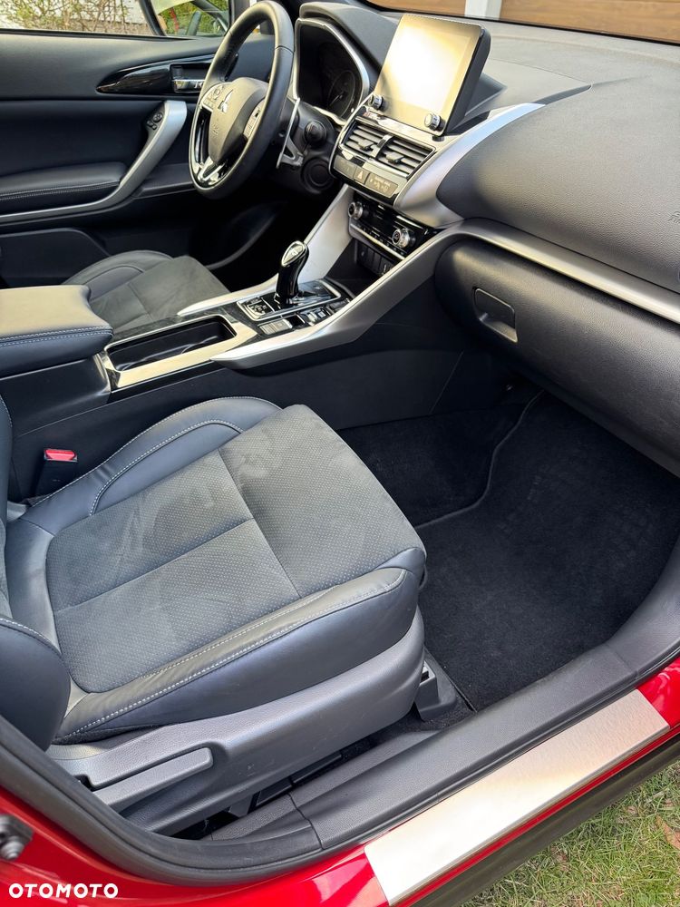 Mitsubishi Eclipse Cross 4WD Plus Select - 12