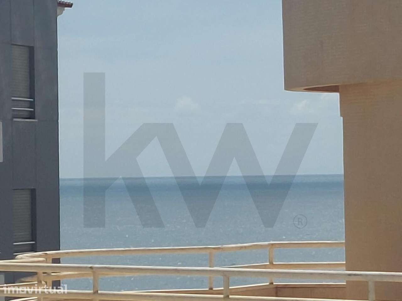 Apartamento T2 Renovado no Centro da Ericeira - Grande imagem: 3/20