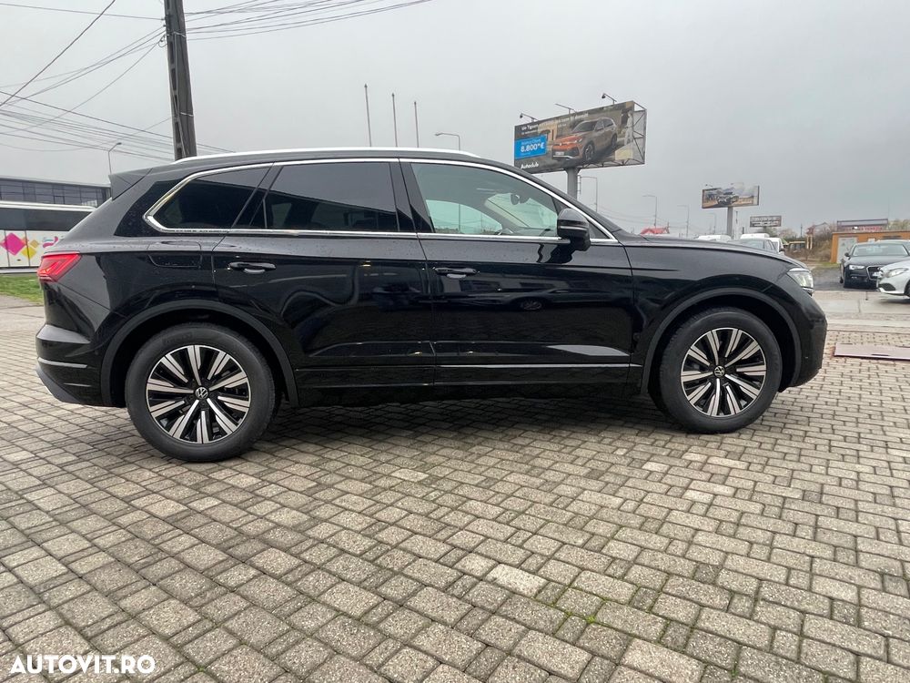 Volkswagen Touareg V6 TDI 4MOTION Elegance - 6