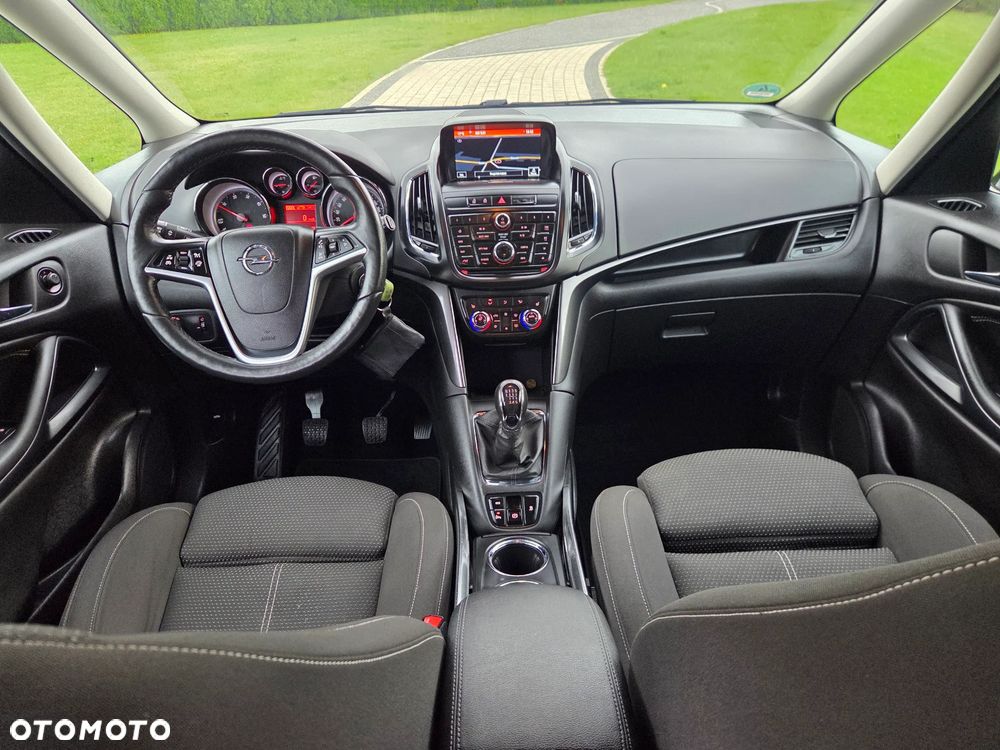 Opel Zafira Tourer 2.0 CDTI ecoFLEX Start/Stop Business Innovation - 17