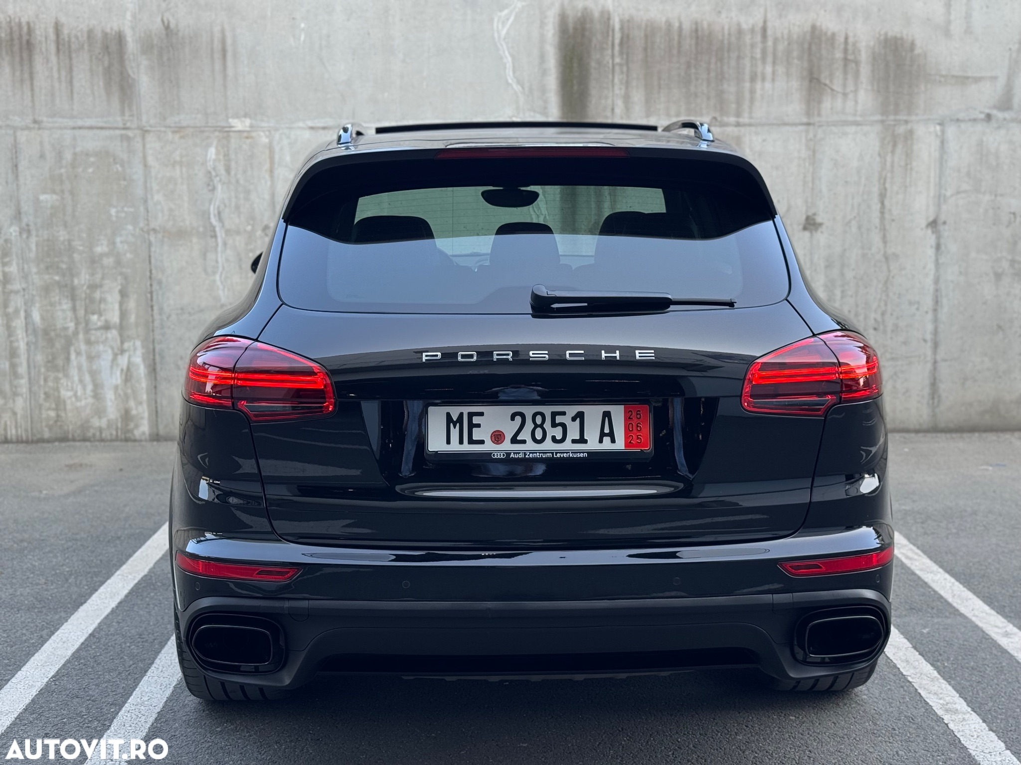 Porsche Cayenne Diesel Platinum Edition - 12