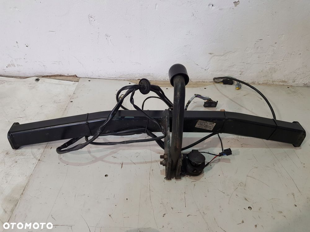hak holowniczy 8201264269 renault megane iii lift 12r eu kombi - 5