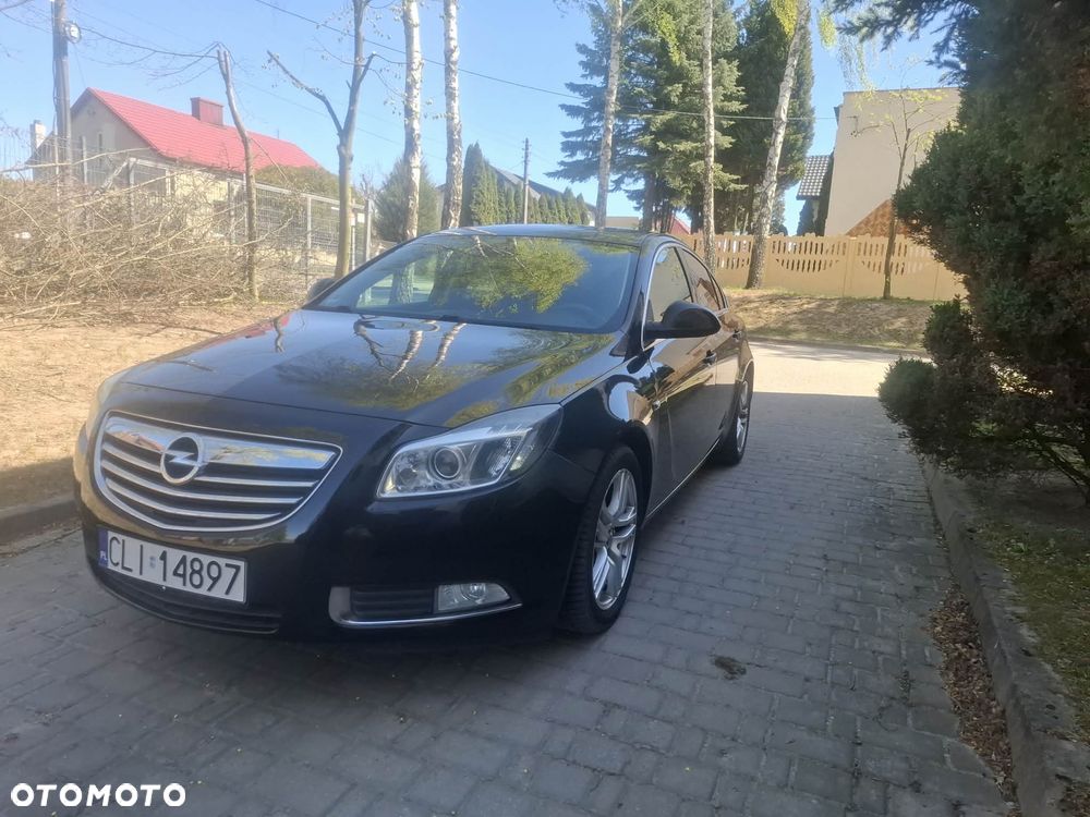 Opel Insignia - 1