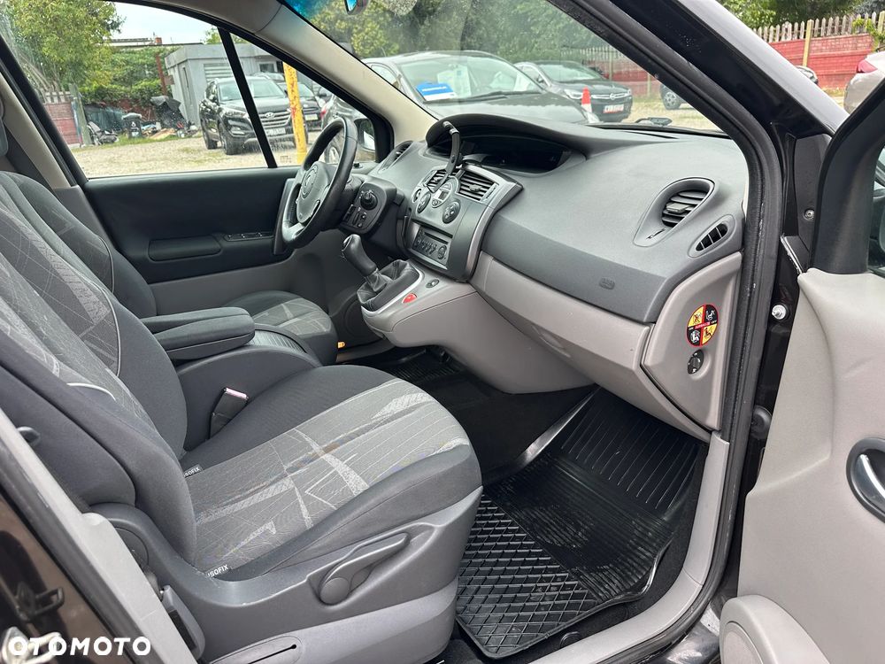 Renault Scenic - 21