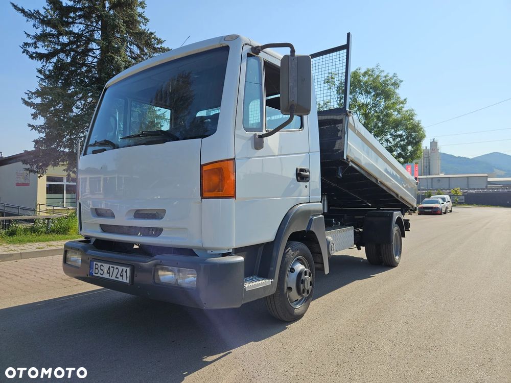 Nissan ATLEON - 1