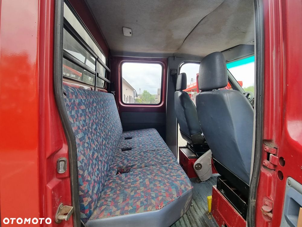 Mercedes-Benz Sprinter - 15