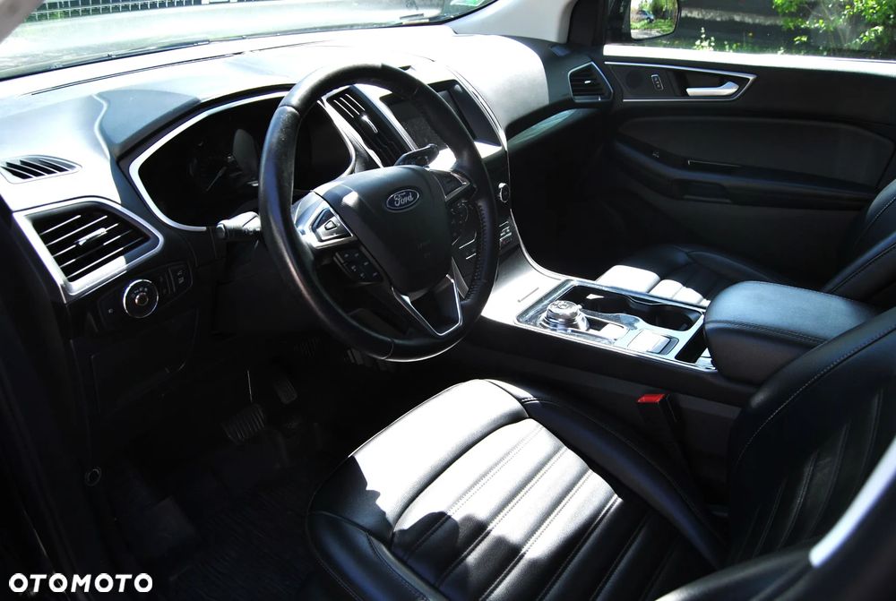 Ford Edge - 5