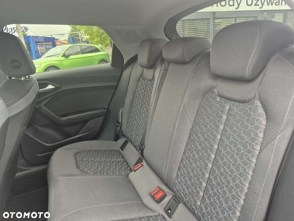 Audi A1 Sportback 35 TFSI Advanced S tronic - 26
