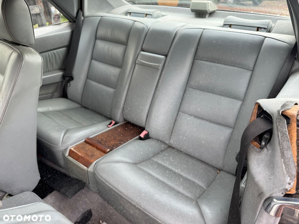Mercedes-Benz W124 (1984-1993) - 12