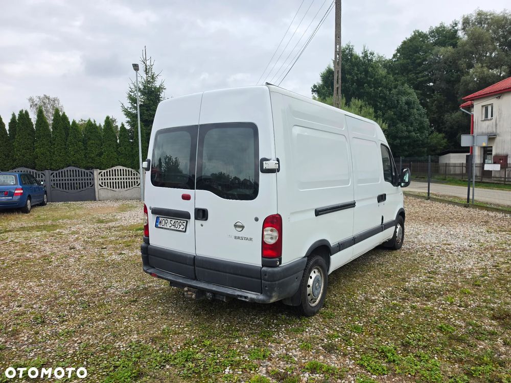 Nissan Interstar - 8