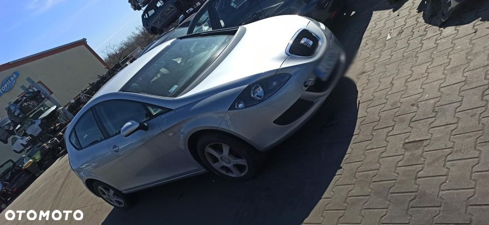Leon 04- 2 1,6 mpi silnik BSE skrzynia AQ lakier L57Y CZĘŚCI BLACHARSKIE MECHANICZNE ZAWIESENIE - 2