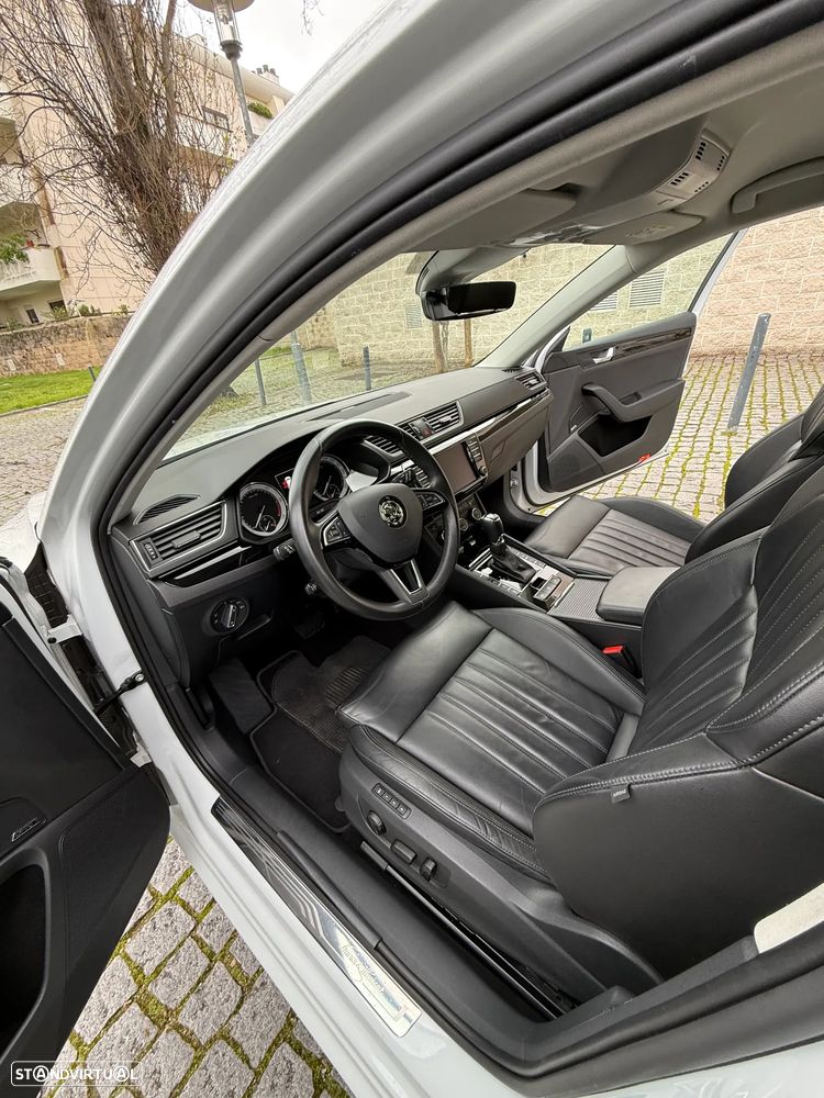 Skoda Superb Break 2.0 TDI Laurin&Klement DSG - 13