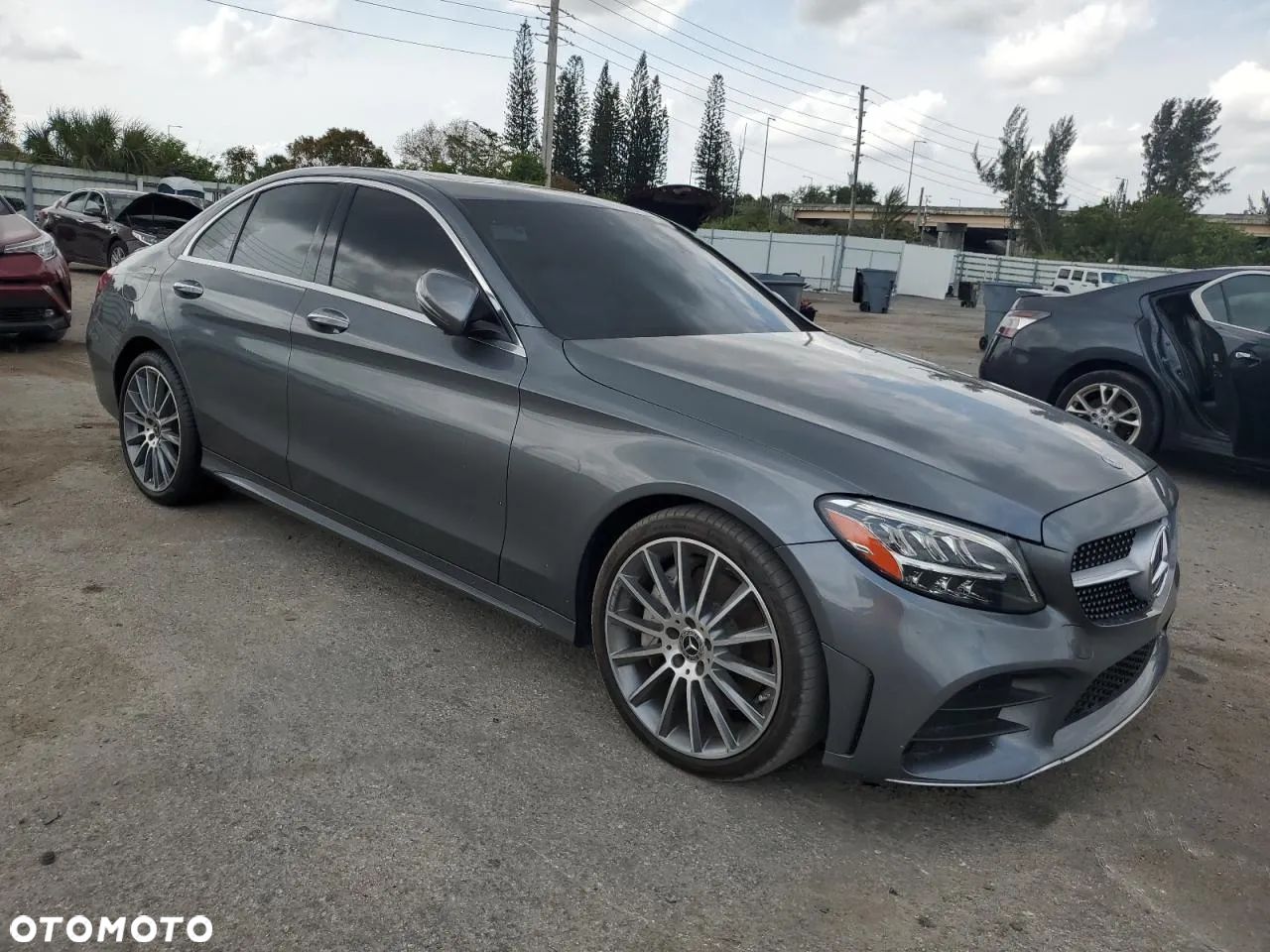 Mercedes-Benz Klasa C 300 9G-TRONIC AMG Line - 1