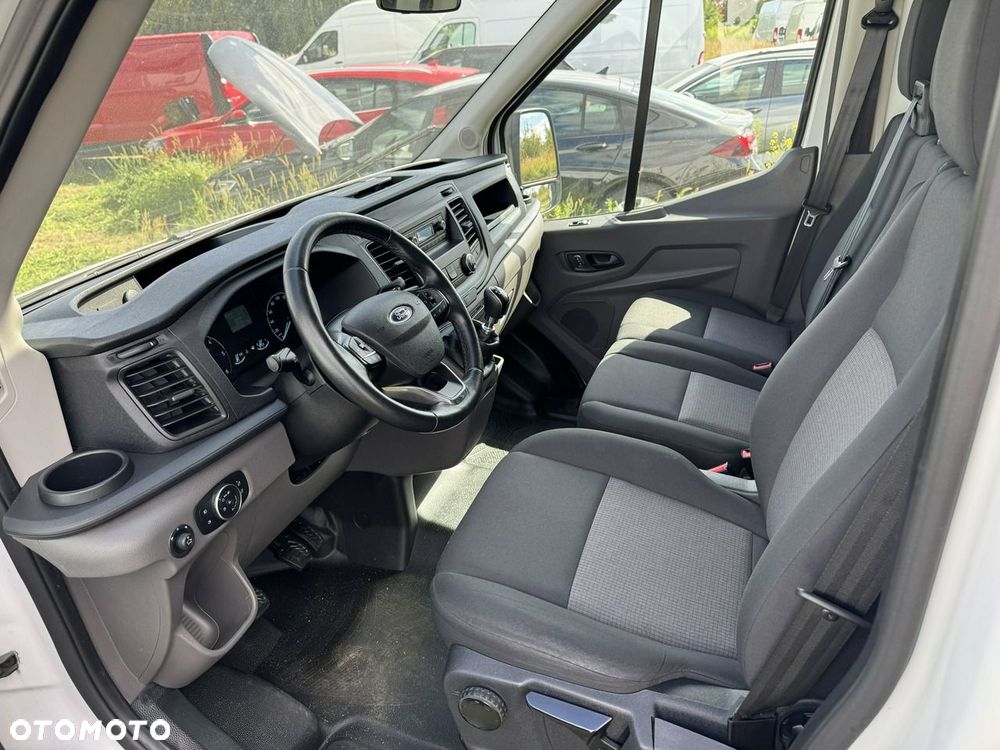 Ford Transit - 9