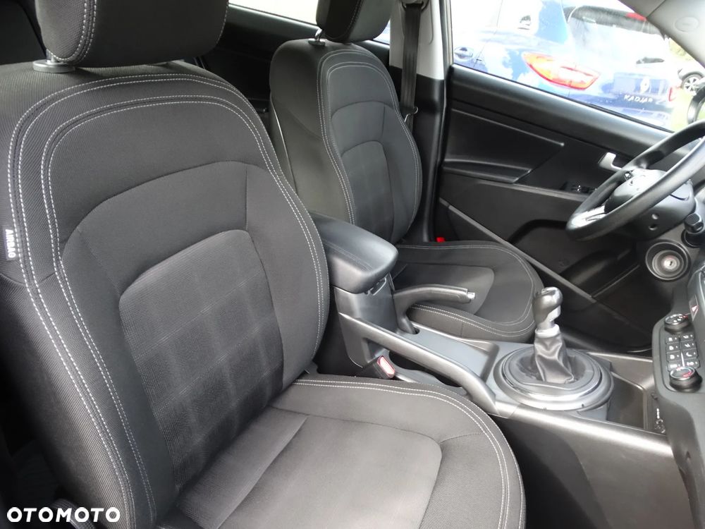 Kia Sportage - 12
