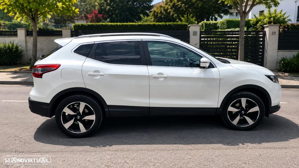 Nissan Qashqai - 1