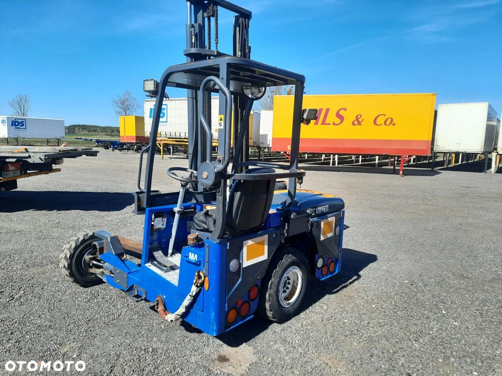Moffett 52.000zł netto MOFFET M4 20.4 877mth 4 KIERUNKOWY ST.BDB MOŻLIWOŚĆ TRANSPORTU - 4