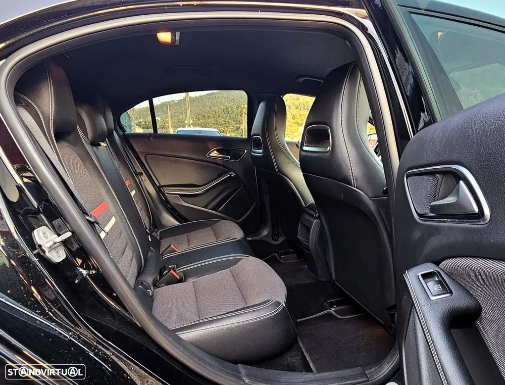 Mercedes-Benz A 180 CDI (BlueEFFICIENCY) Urban - 8