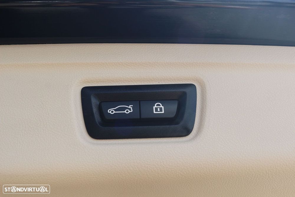 BMW 330 e Line Sport Auto - 43