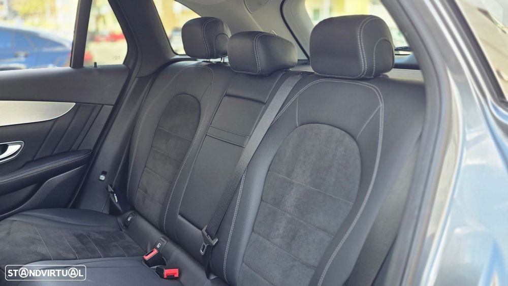 Mercedes-Benz GLC 250 d 4Matic 9G-TRONIC AMG Line - 47