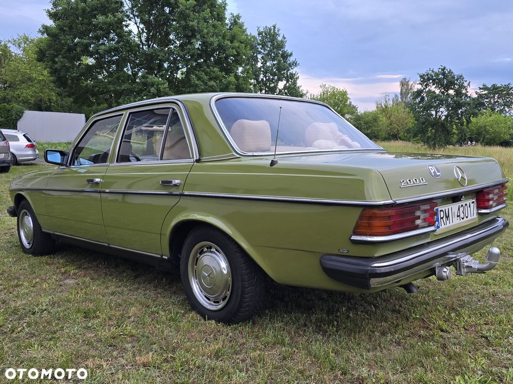 Mercedes-Benz W123 - 5
