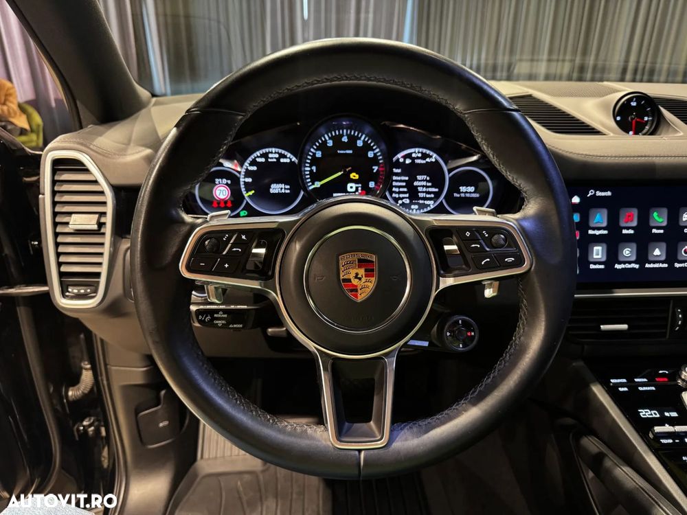 Porsche Cayenne - 34