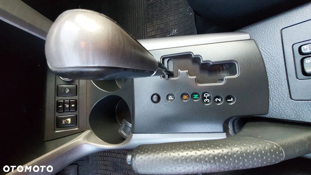 Toyota RAV4 2.0 4x4 Automatik Sol - 10