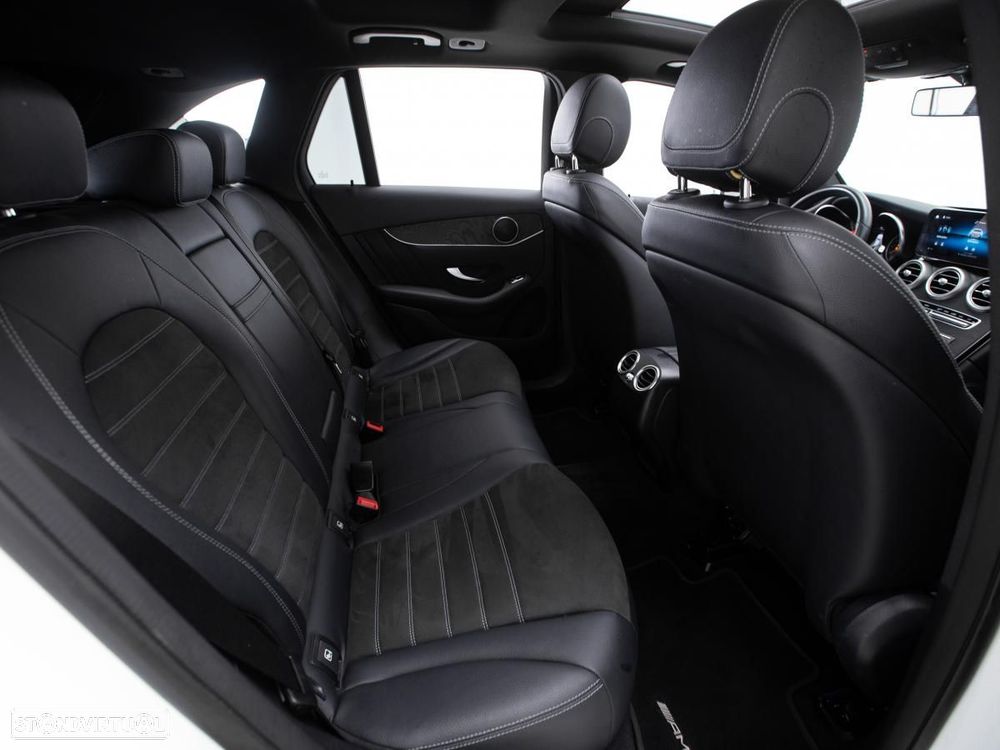 Mercedes-Benz GLC 200 4Matic 9G-TRONIC AMG Line - 13