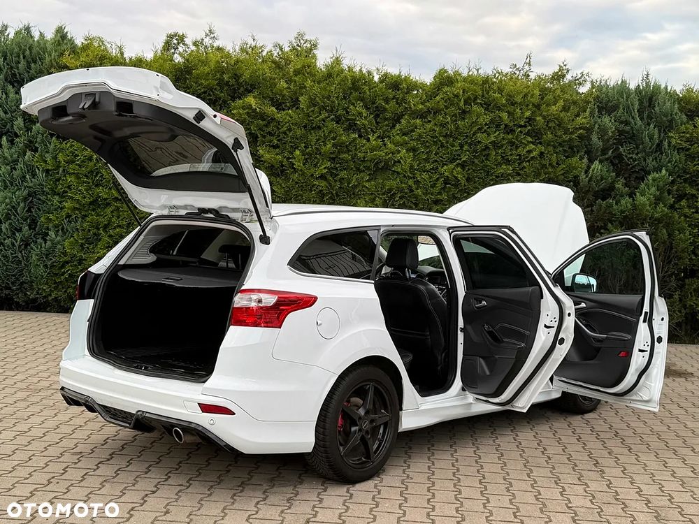 Ford Focus 1.6 EcoBoost Start-Stopp-System Titanium - 40
