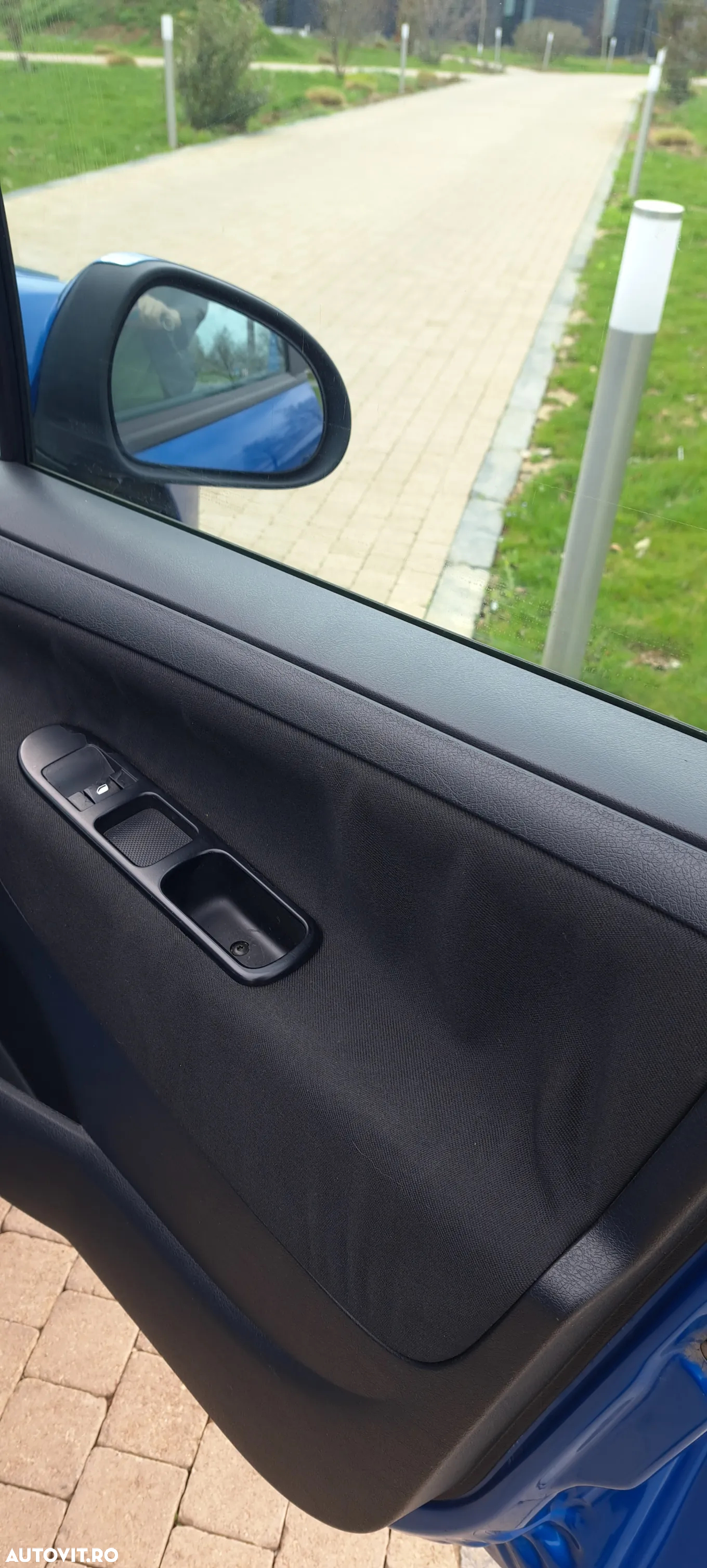 Peugeot 207 1.4E 16V Premium - 15