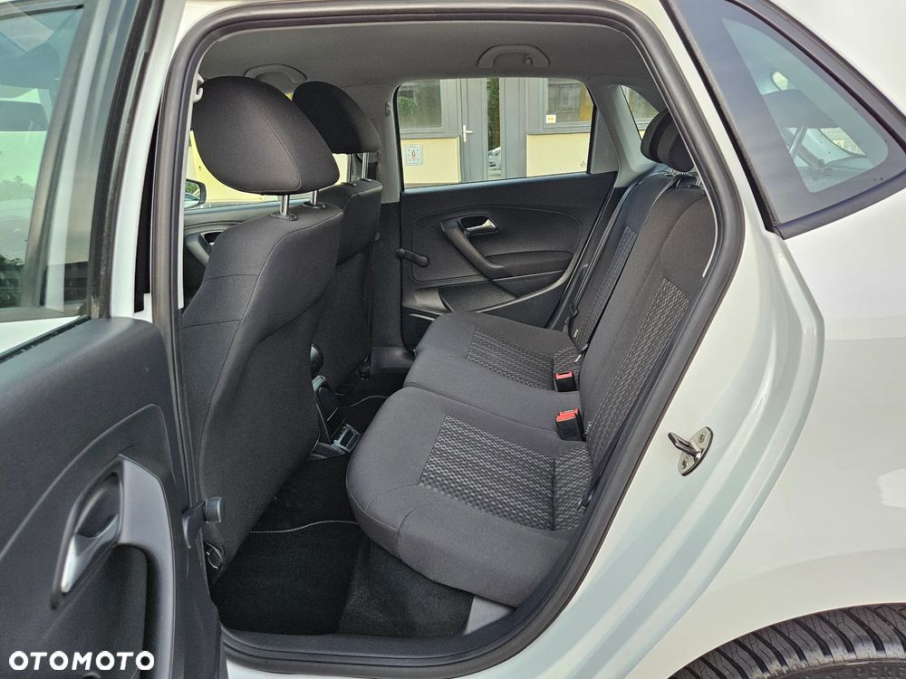 Volkswagen Polo 1.0 (Blue Motion Technology) Comfortline - 12