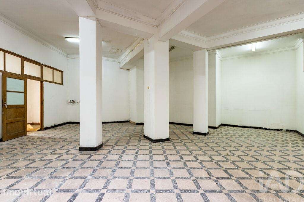 Loja / Estabelecimento Comercial T2 em Arroios de 290,00 m2 - Grande imagem: 5/12