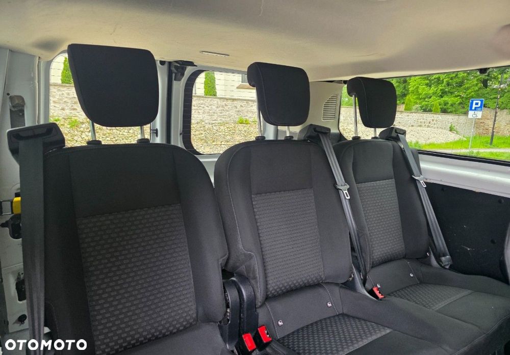 Ford Transit Custom - 32