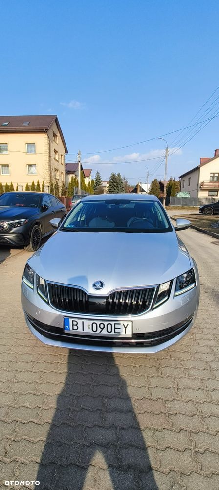 Skoda Octavia 2.0 TDI Clever DSG - 2