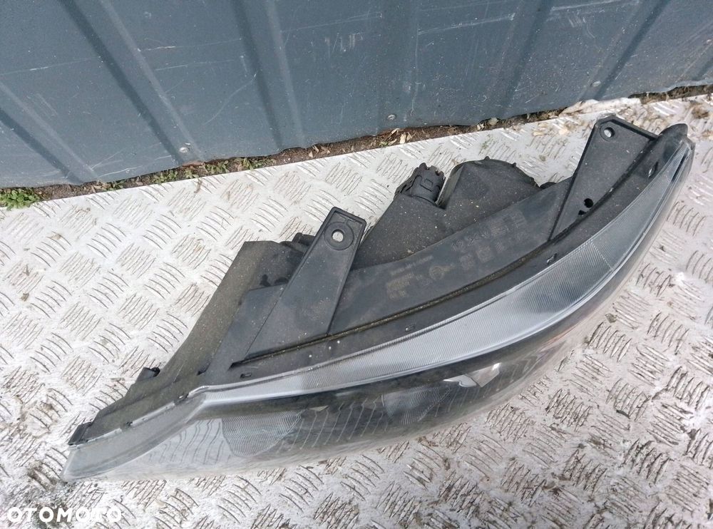 Kia Sorento 2010 Przód Strona Lewa Lampa Przednia 7X14 - 2