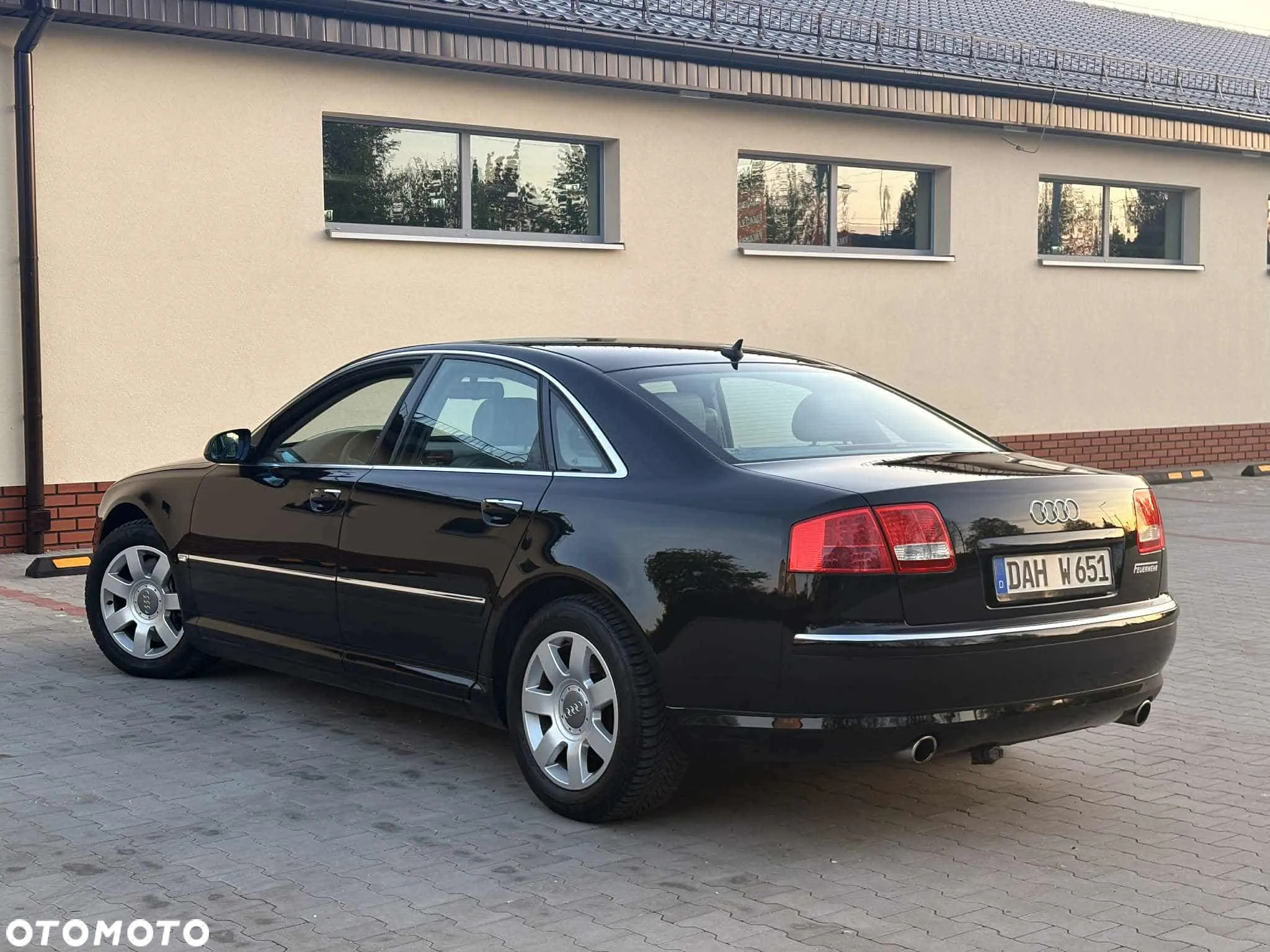 Audi A8 4.2 Quattro - 16