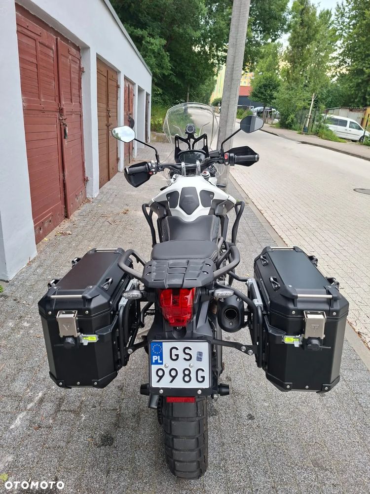 Triumph Tiger - 12