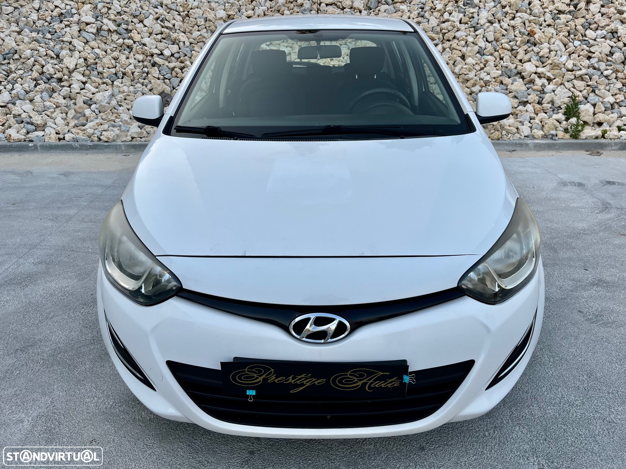 Hyundai i20 1.1 CRDi Urban - 18