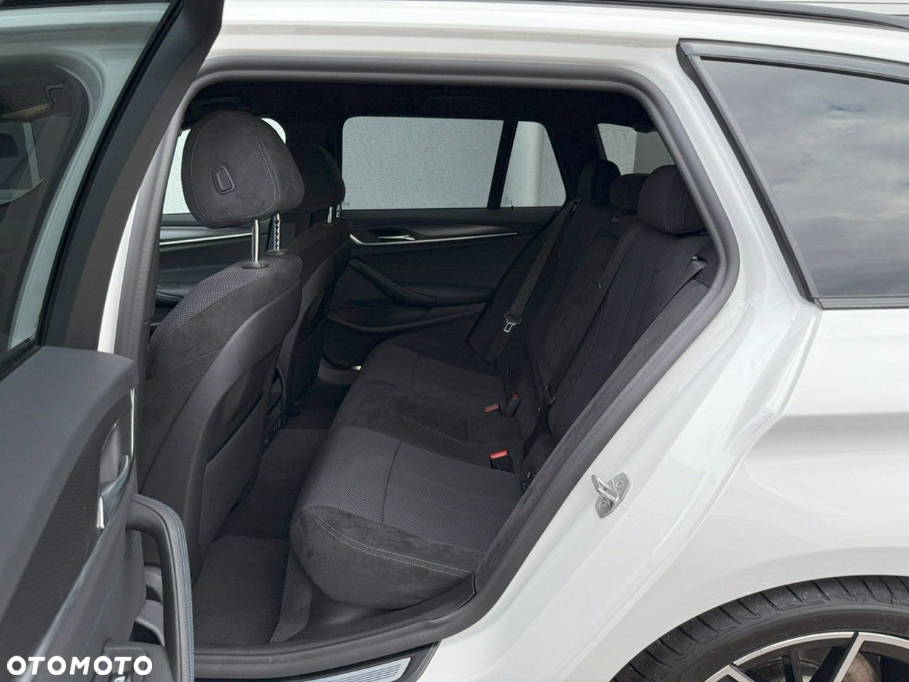 BMW Seria 5 - 16