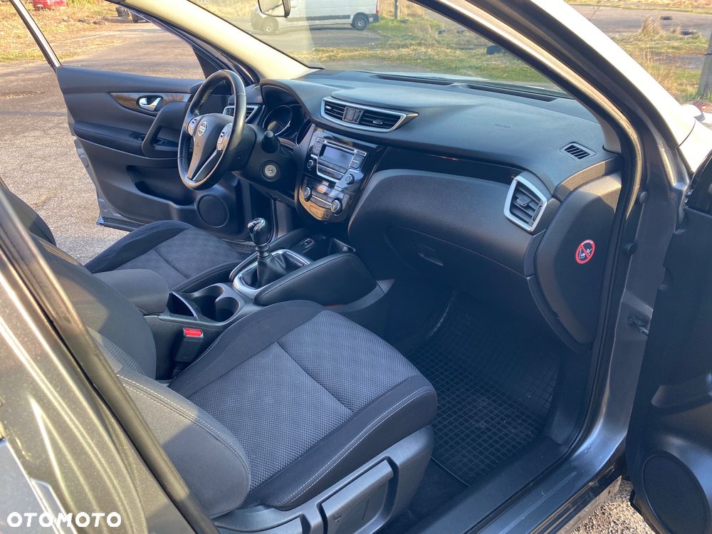 Nissan Qashqai 1.2 DIG-T Acenta EU6 - 8