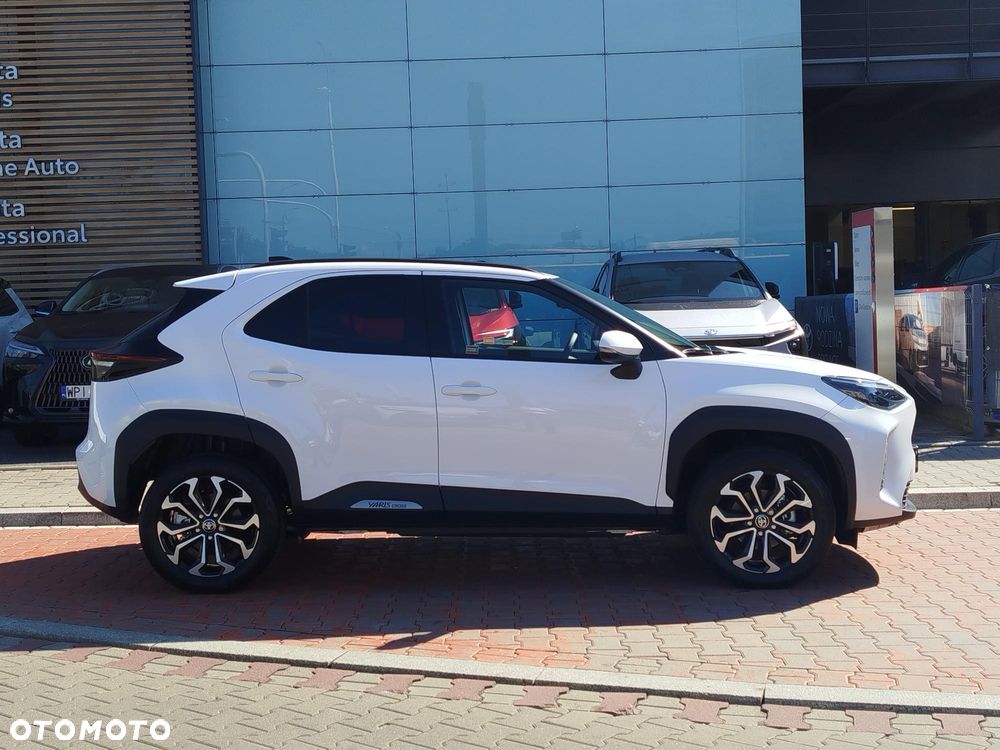 Toyota Yaris Cross Hybrid 1.5 Style AWD - 4
